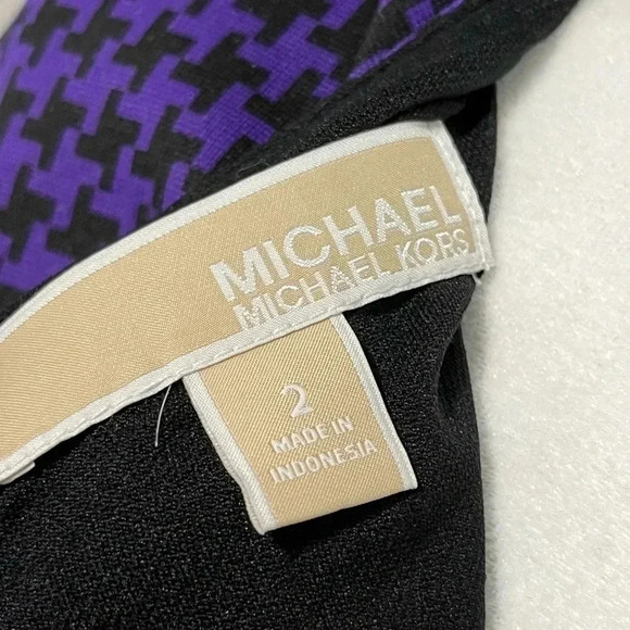 MICHAEL Michael Kors Short Sleeve Sheath Dress - Houndstooth Pattern - Picture 12 of 14